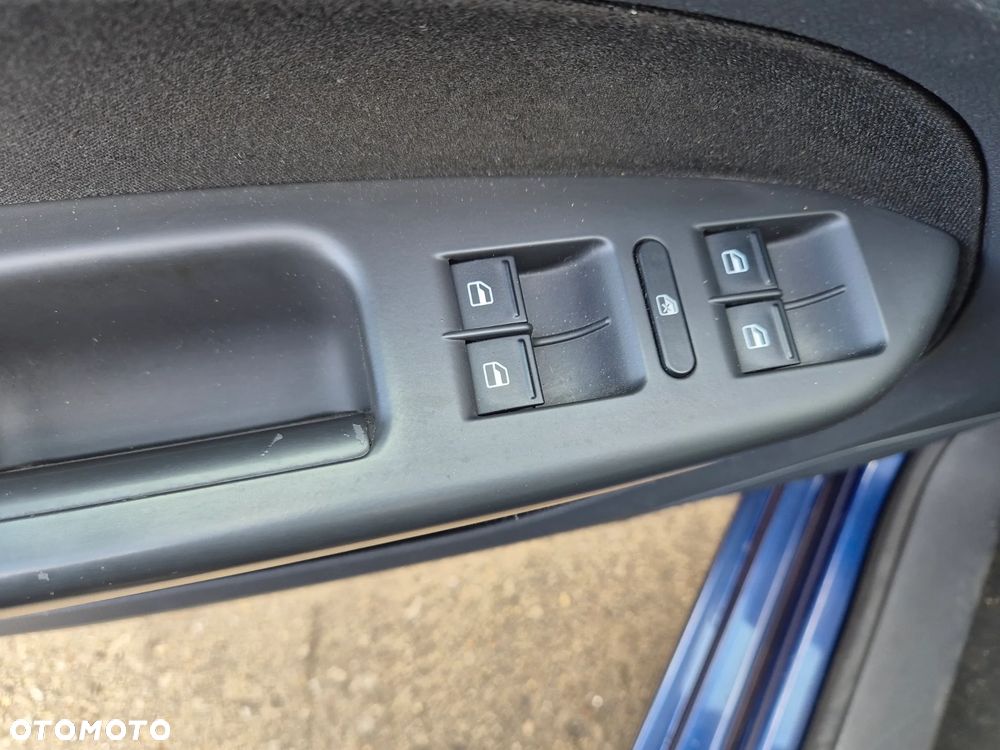 Volkswagen Touran 2.0 TDI United - 10