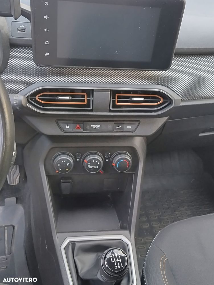 Dacia Sandero Stepway ECO-G 100 MT6 Expression - 2