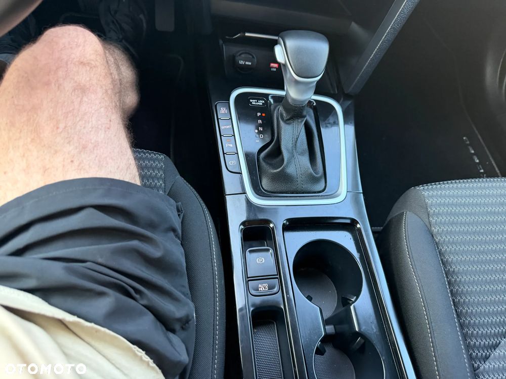 Kia XCeed 1.6 GDI PHEV L DCT - 15