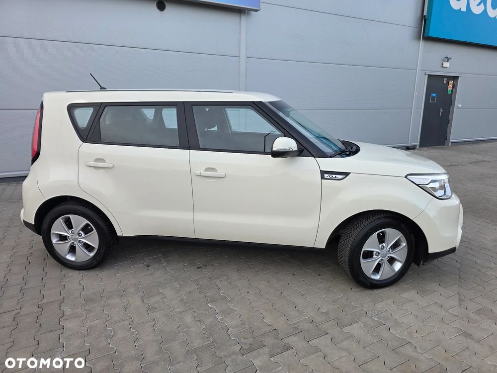 Kia Soul 1.6 GDI White&Red Edition - 16