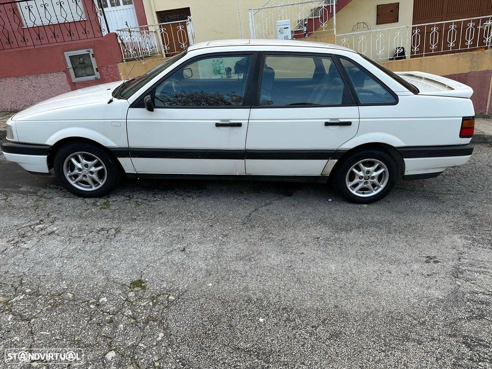 VW Passat 1.6 GL TD - 7