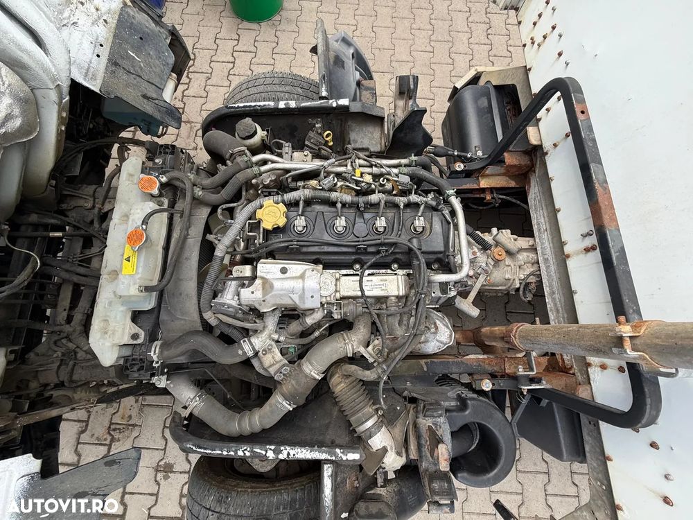 Renault Maxity - 20