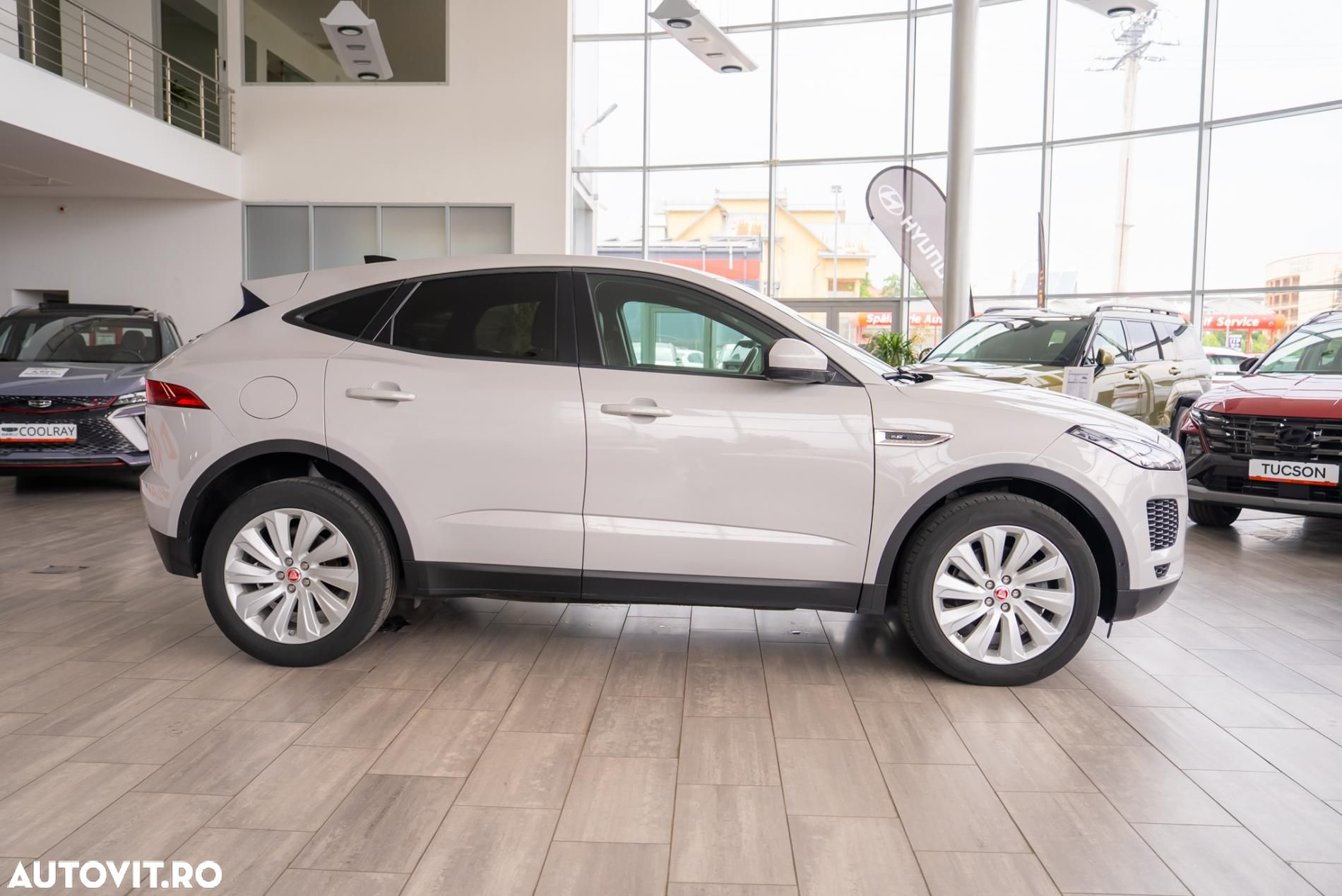 Jaguar E-Pace D150 AWD Aut. HSE - 11