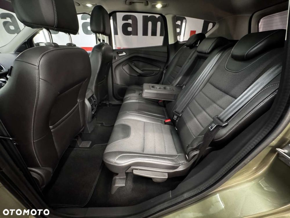 Ford Kuga - 34