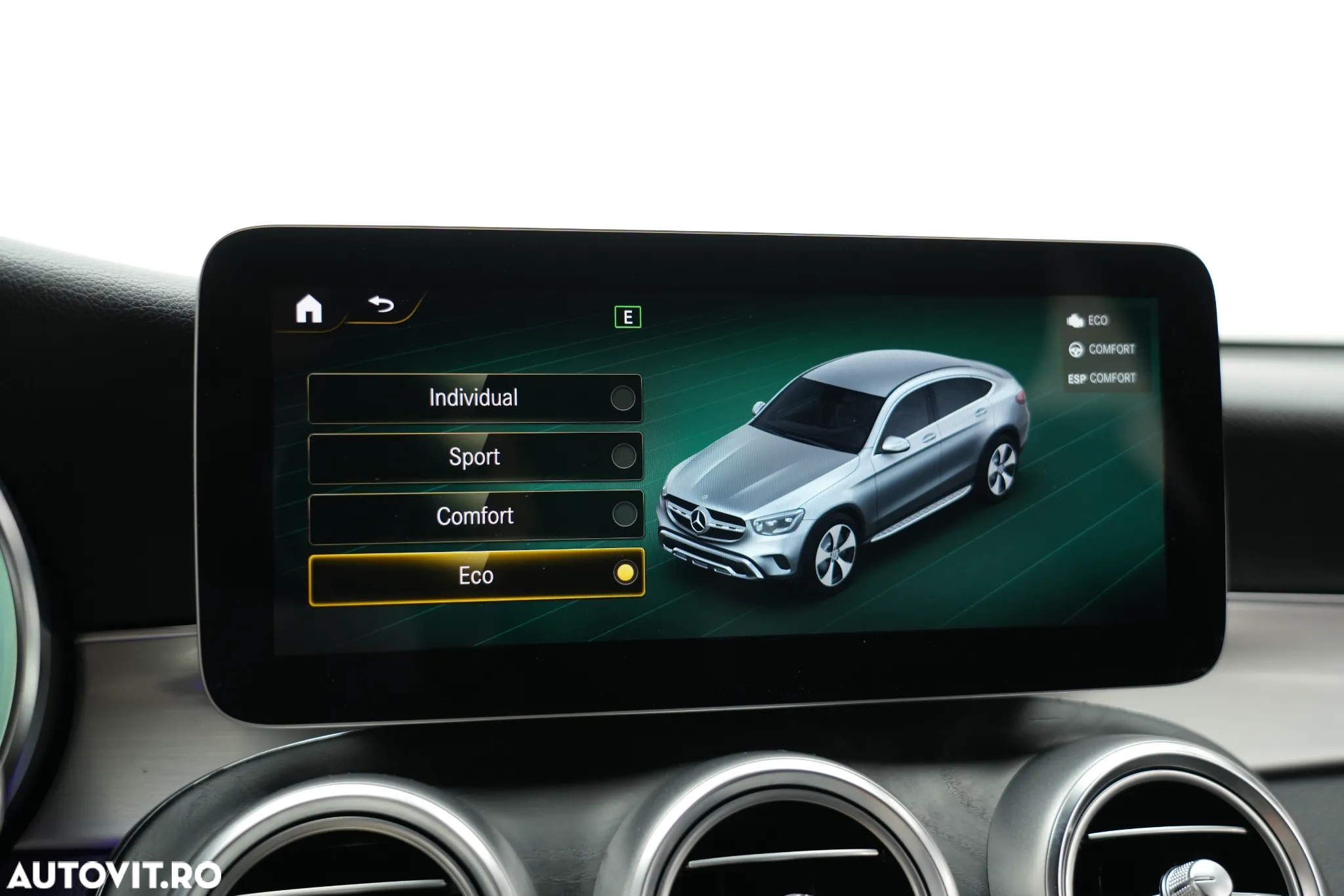 Mercedes-Benz GLC Coupe 200 d 4Matic 9G-TRONIC AMG Line - 31