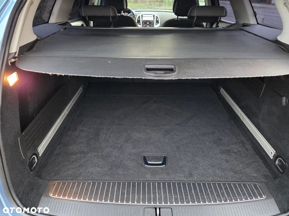 Opel Astra 1.4 Turbo Design Edition - 9