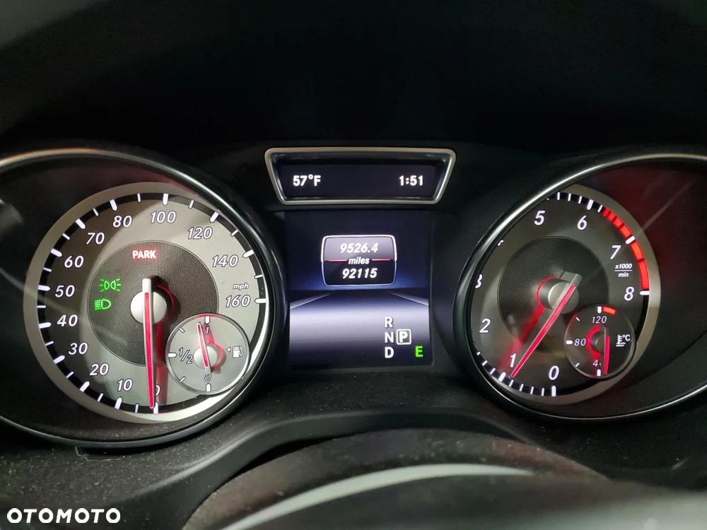 Mercedes-Benz CLA - 10