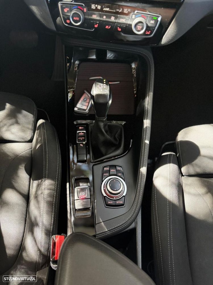 BMW X1 18 d sDrive Auto Line Sport - 14