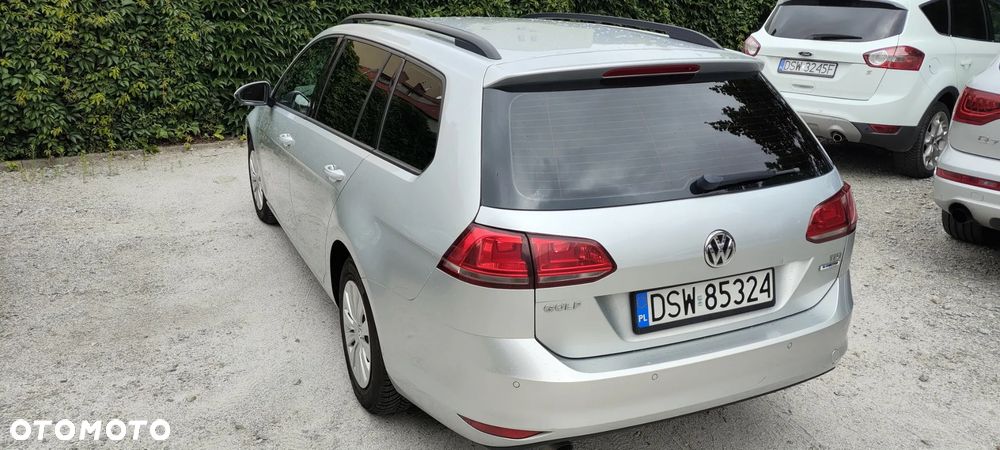 Volkswagen Golf 1.6 TDI BlueMotion Trendline - 3