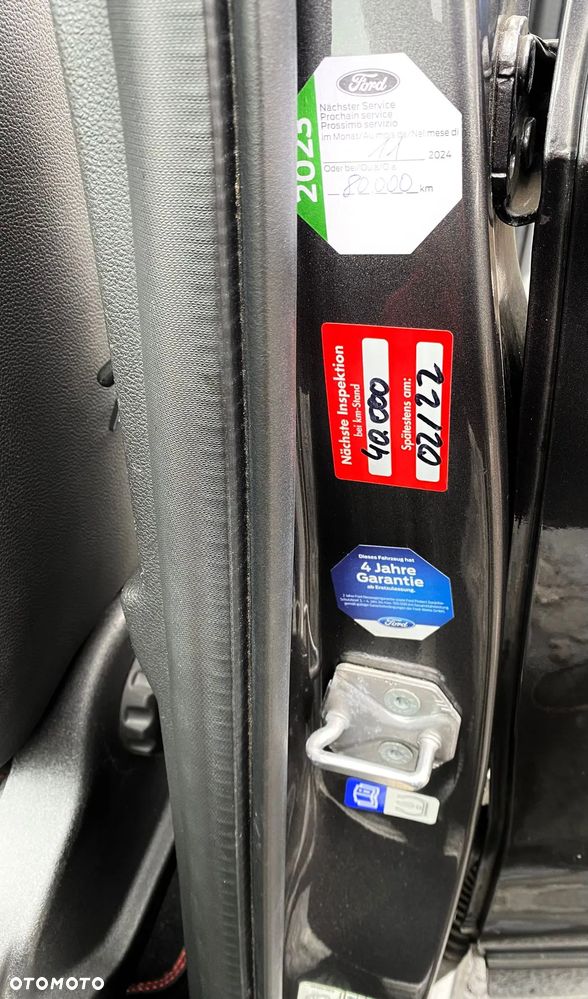Ford Kuga 2.0 TDCi 4x4 ST-Line - 25