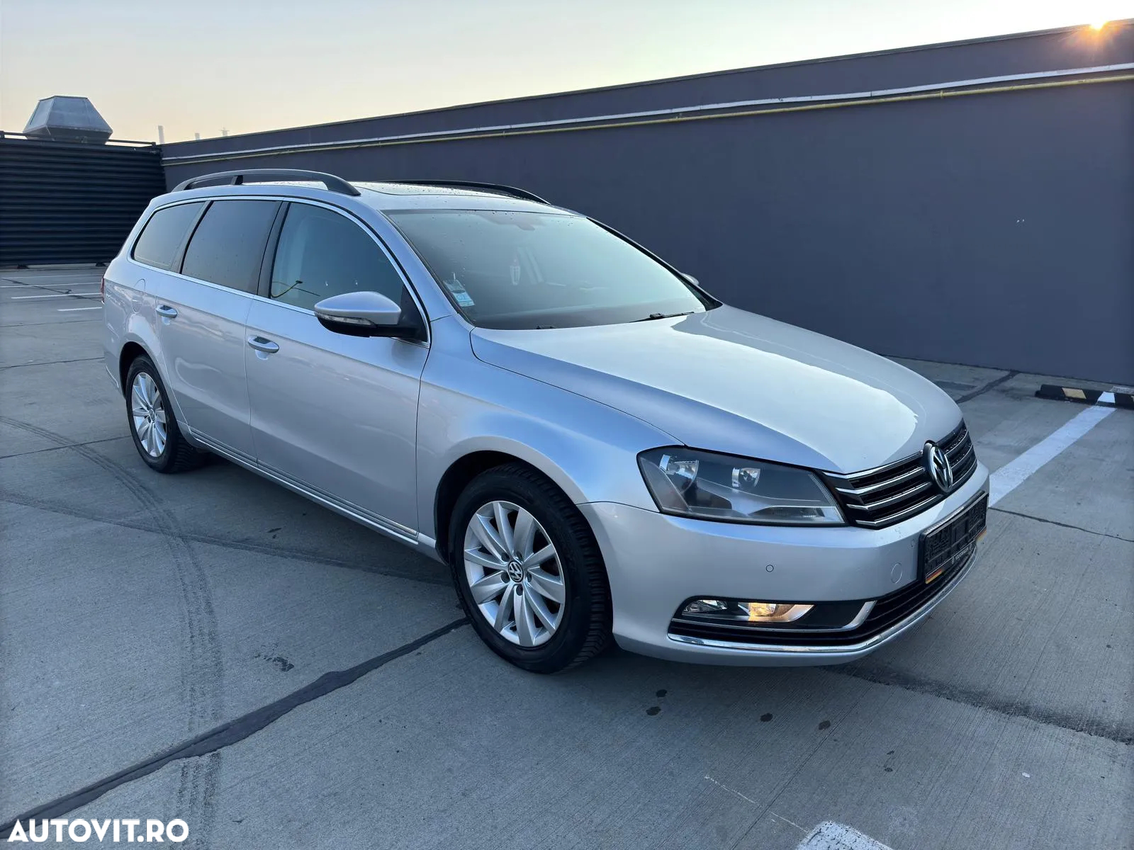 Volkswagen Passat - 16