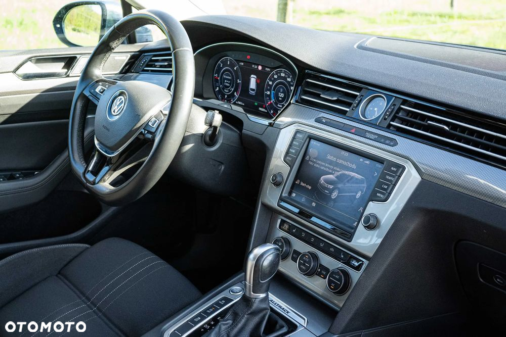 Volkswagen Passat 2.0 TDI Bi-Turbo BMT 4Mot Highline DSG - 16