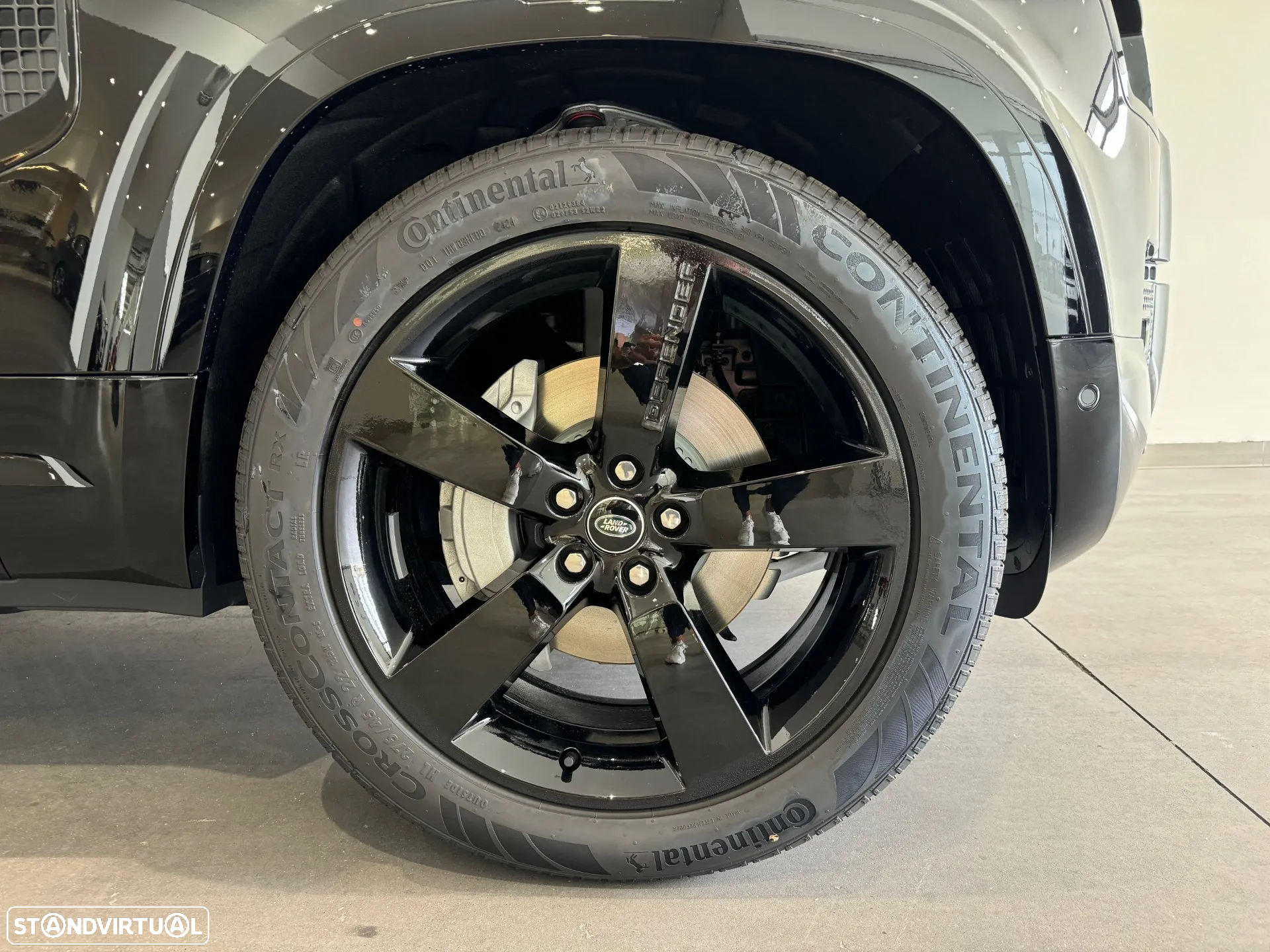 Land Rover Defender 2.0 Si4 110 AWD X-Dynamic SE - 10