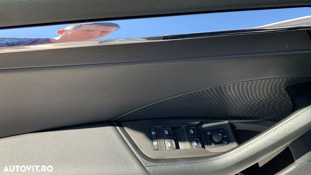 Skoda Octavia 2.0 TDI DSG Style - 9