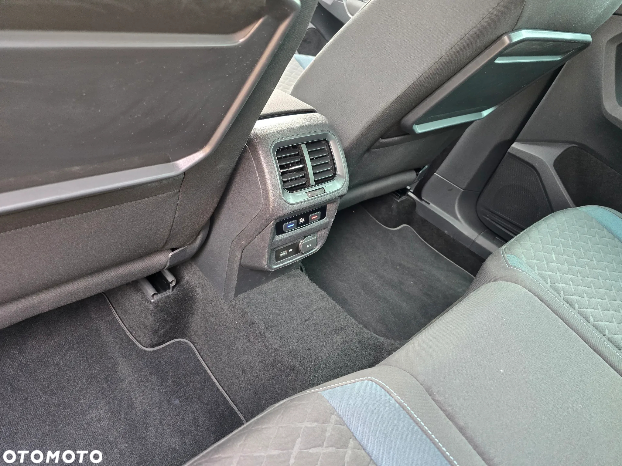 Volkswagen Tiguan 1.5 TSI EVO IQ Drive - 24