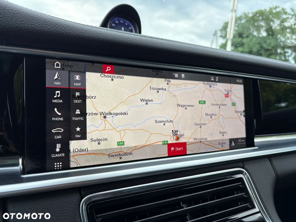 Porsche Panamera 4S Diesel - 24