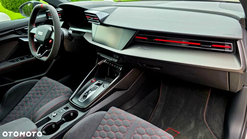 Audi RS3 Sportback TFSI Quattro S tronic - 17