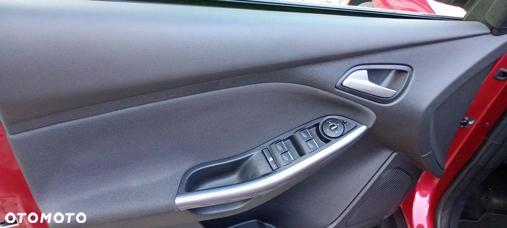 Ford Focus 1.6 TDCi DPF Start-Stopp-System Titanium - 12
