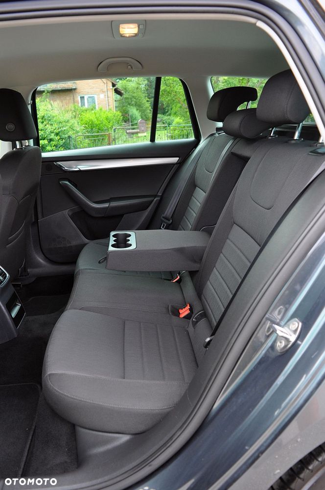 Skoda Octavia 2.0 TDI Clever - 24