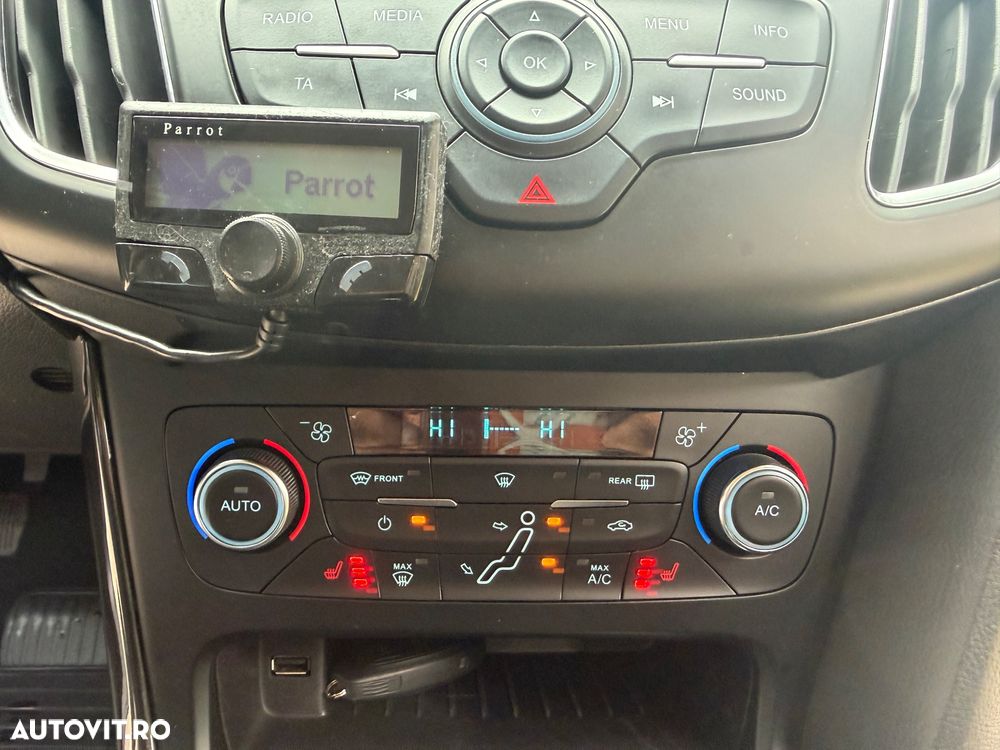 Ford Focus 1.5 TDCi Titanium - 9
