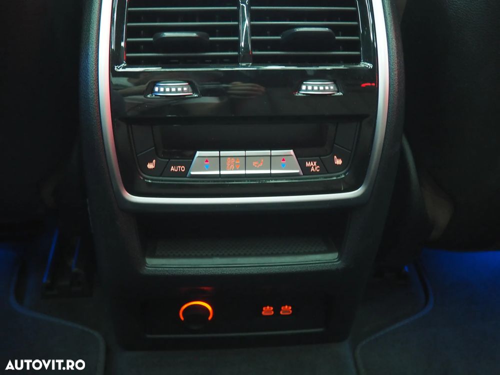 BMW X7 xDrive40d MHEV - 32