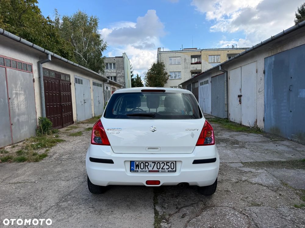 Suzuki Swift 1.3 GLX / Comfort - 4