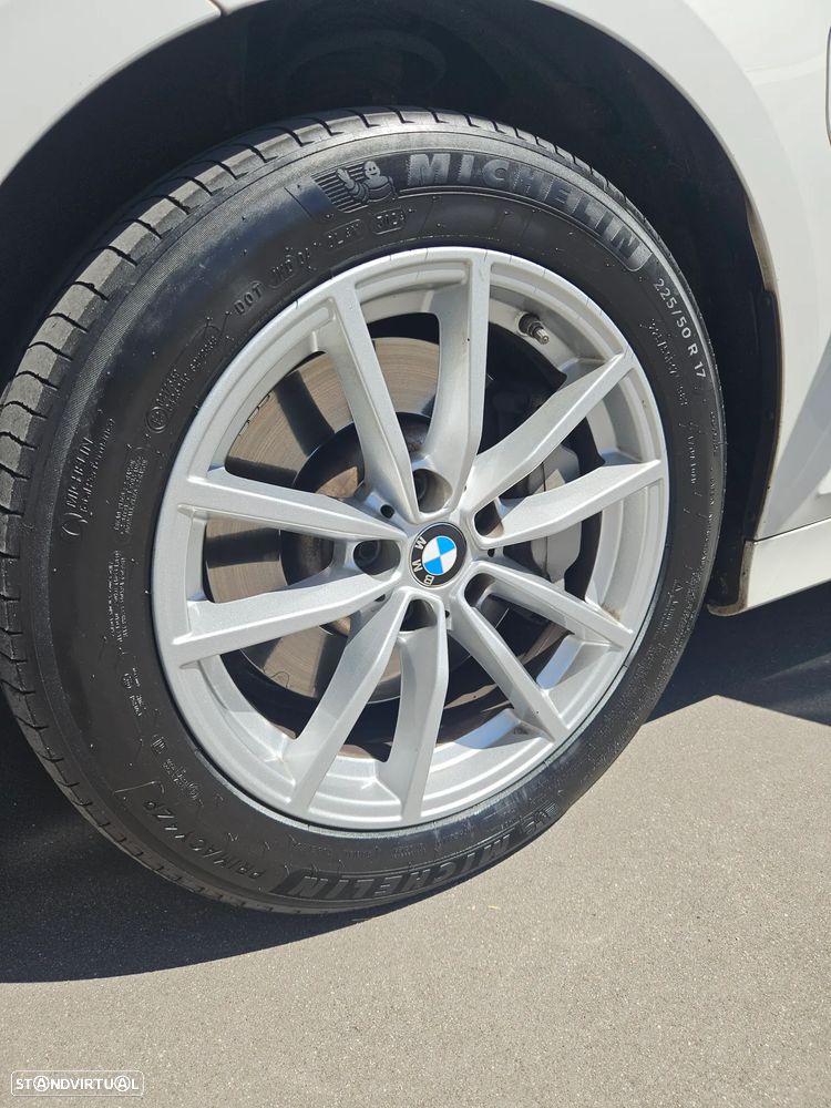 BMW 330 e Corporate Edition Auto - 25