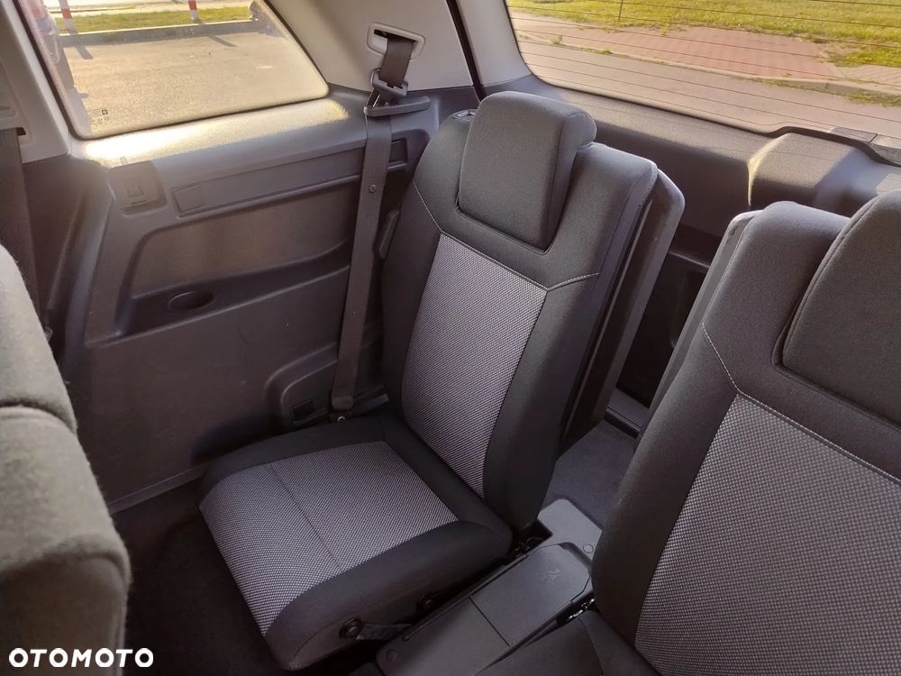 Opel Zafira - 20