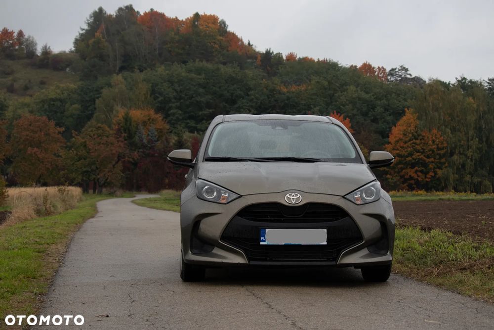 Toyota Yaris 1.5 Comfort - 2