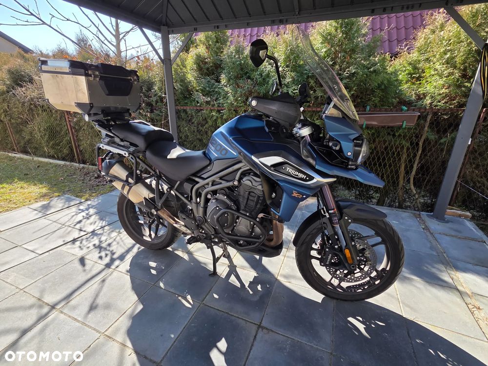 Triumph Tiger - 1