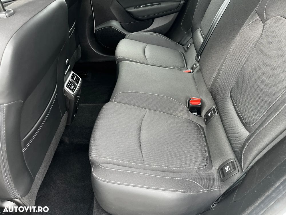 Renault Megane Blue dCi EDC Zen - 11
