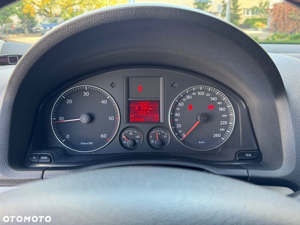 Volkswagen Jetta - 17