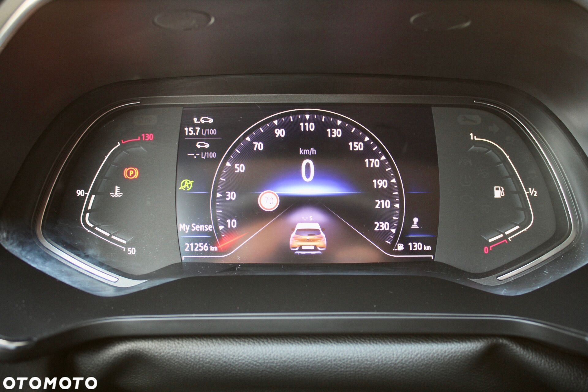 Renault Captur TCe 100 INTENS - 12