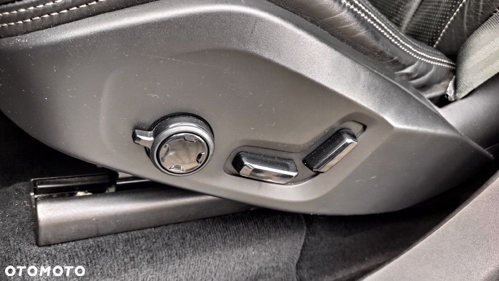 Volvo XC 90 B6 B AWD Inscription 7os - 37