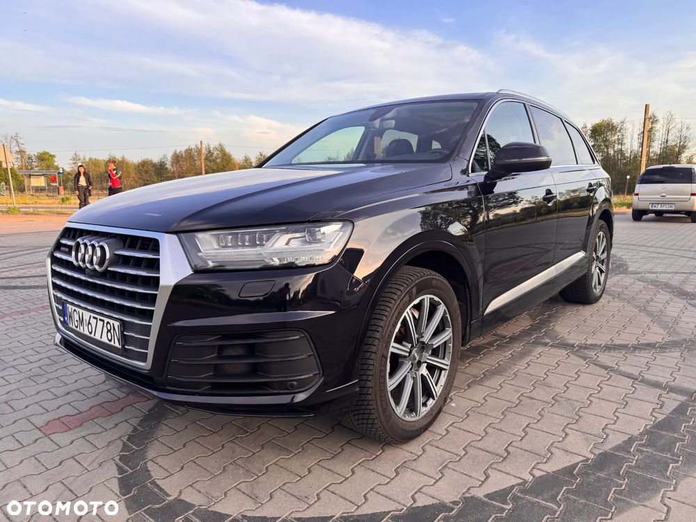Audi Q7 - 1