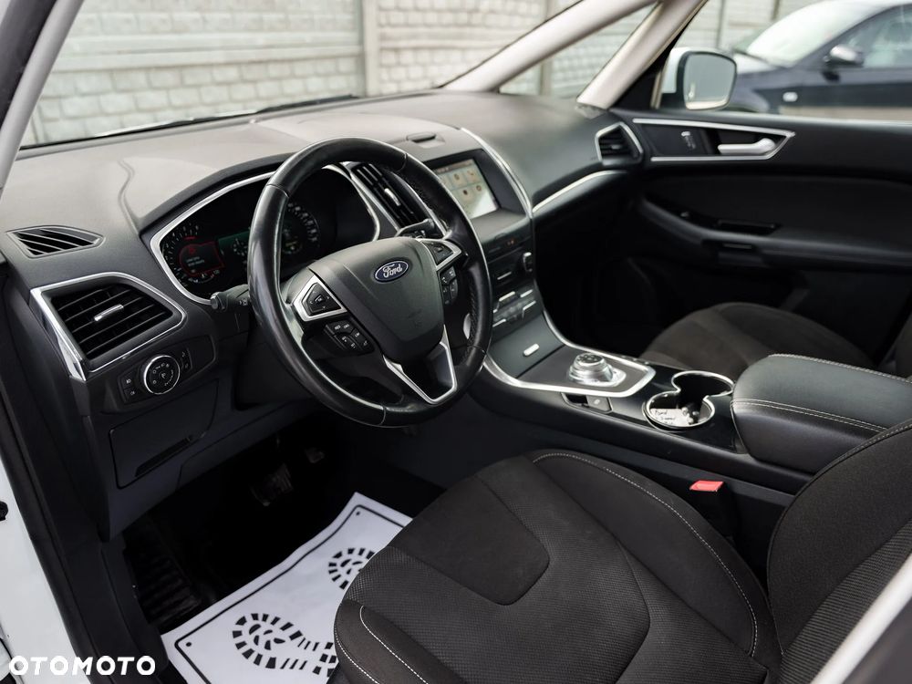 Ford S-Max 2.0 EcoBlue Titanium - 15