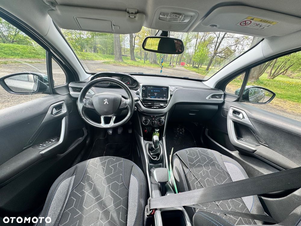 Peugeot 2008 1.6 BlueHDi Style - 20