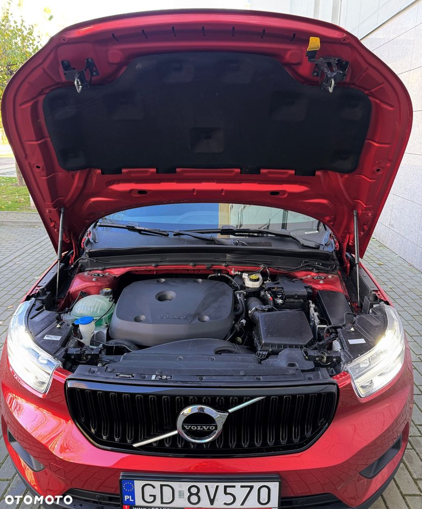 Volvo XC 40 T5 AWD R-Design - 10