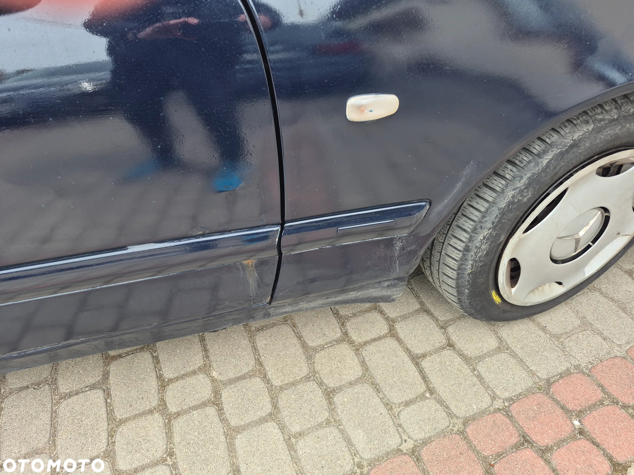 Mercedes-Benz Klasa E 220 D Classic - 6