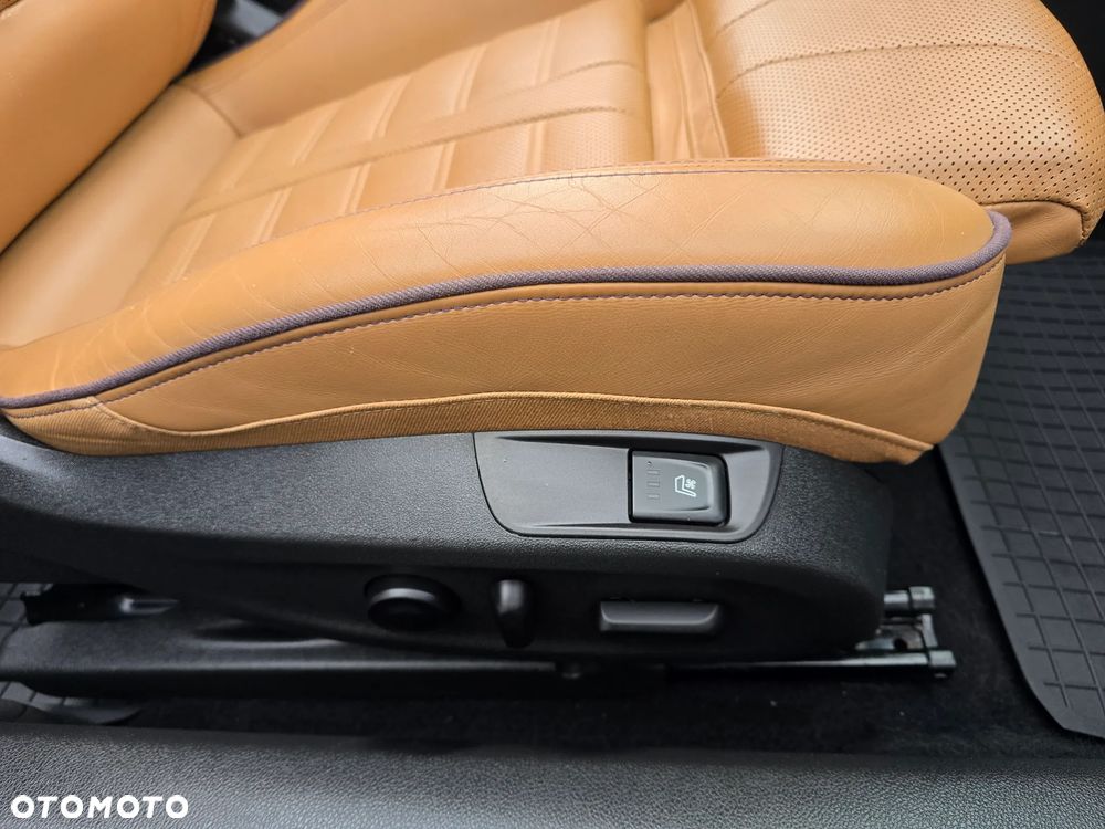 Opel Cascada 2.0 CDTI Supreme S&S - 26