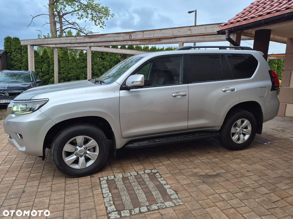 Toyota Land Cruiser 2.8 D-4D Automatik Executive - 10