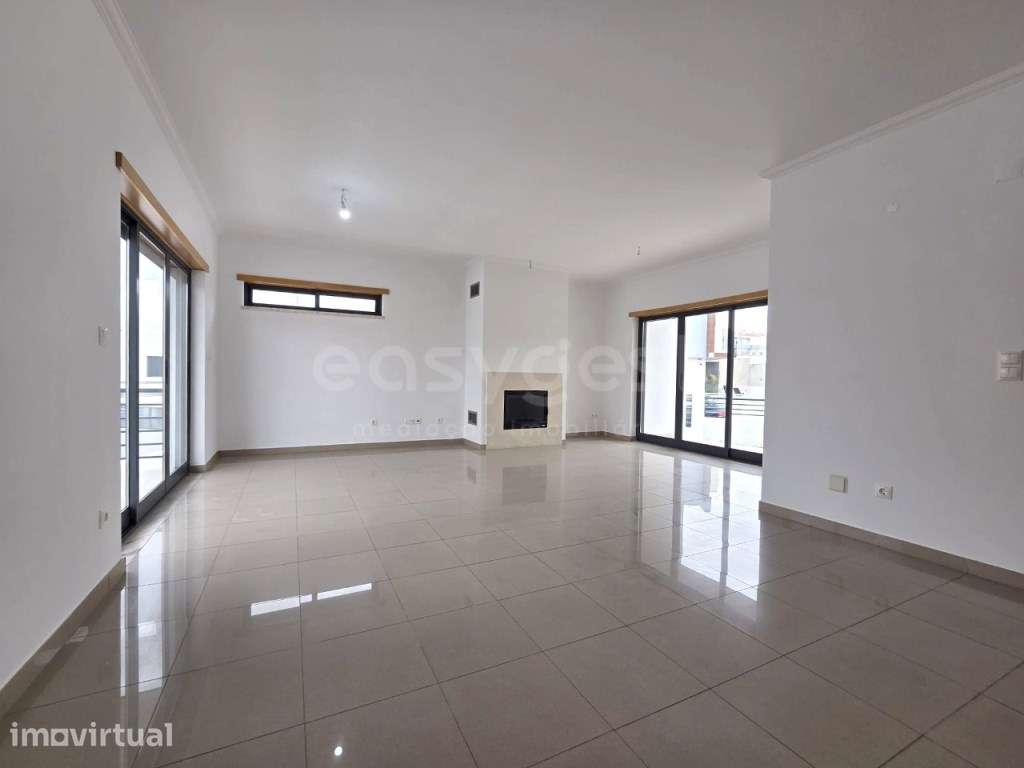 Moradia isolada na Quinta da Alembrança - Renovada - Grande imagem: 3/21