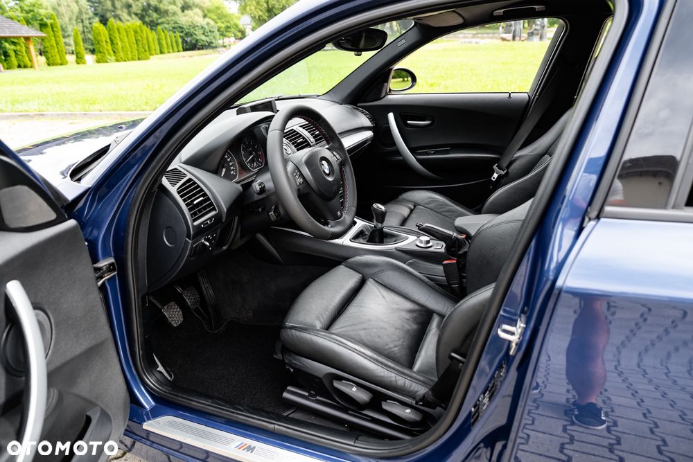 BMW Seria 1 130i - 19