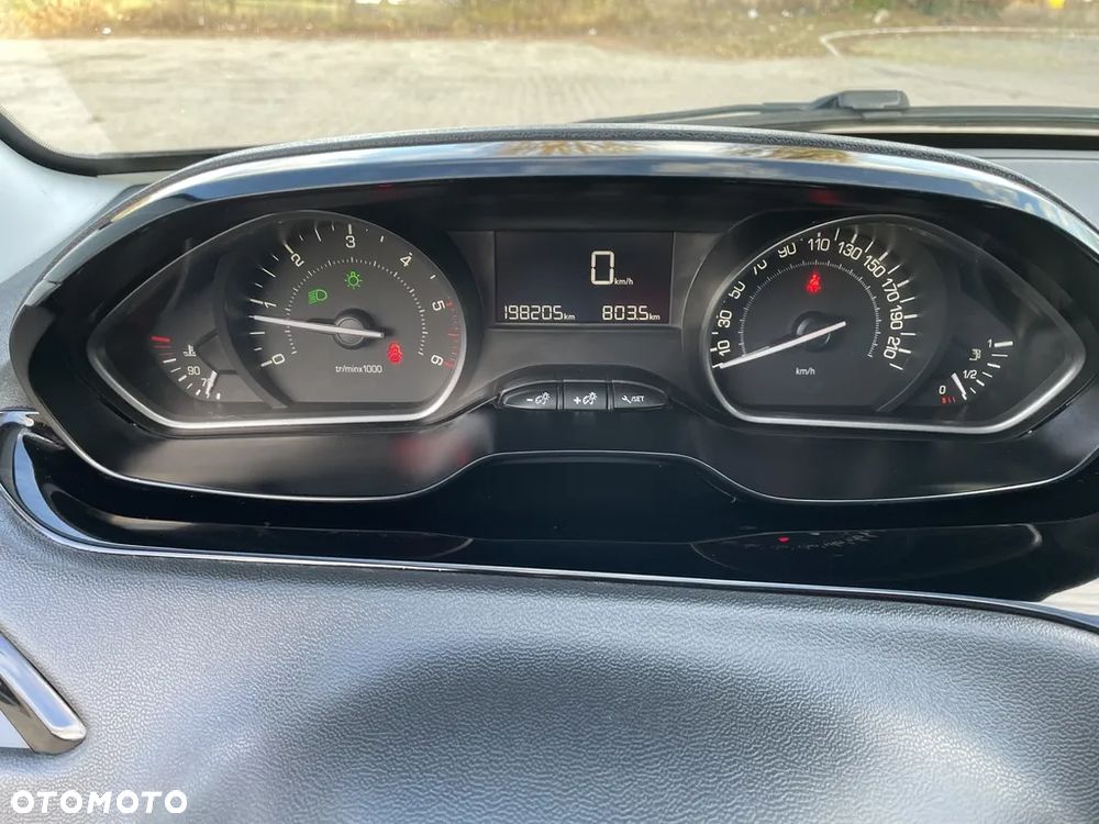 Peugeot 208 BlueHDi 100 Active - 13