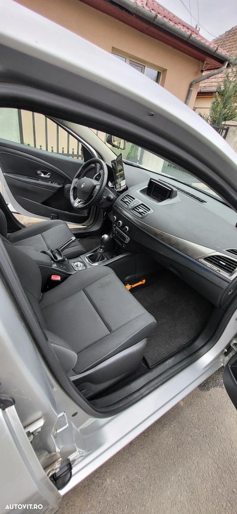 Renault Megane ENERGY dCi 110 Start & Stop Expression - 8