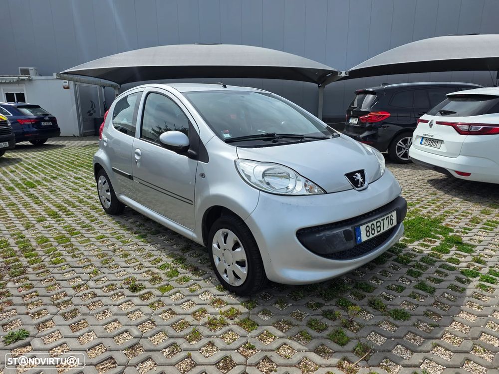 Peugeot 107 1.0 RC Line - 1