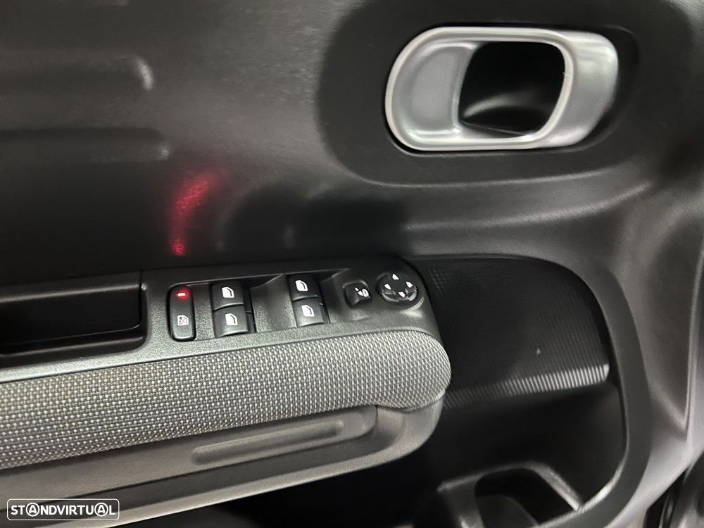 Citroën C3 Aircross PureTech 110 Stop & Start OPF SHINE - 18