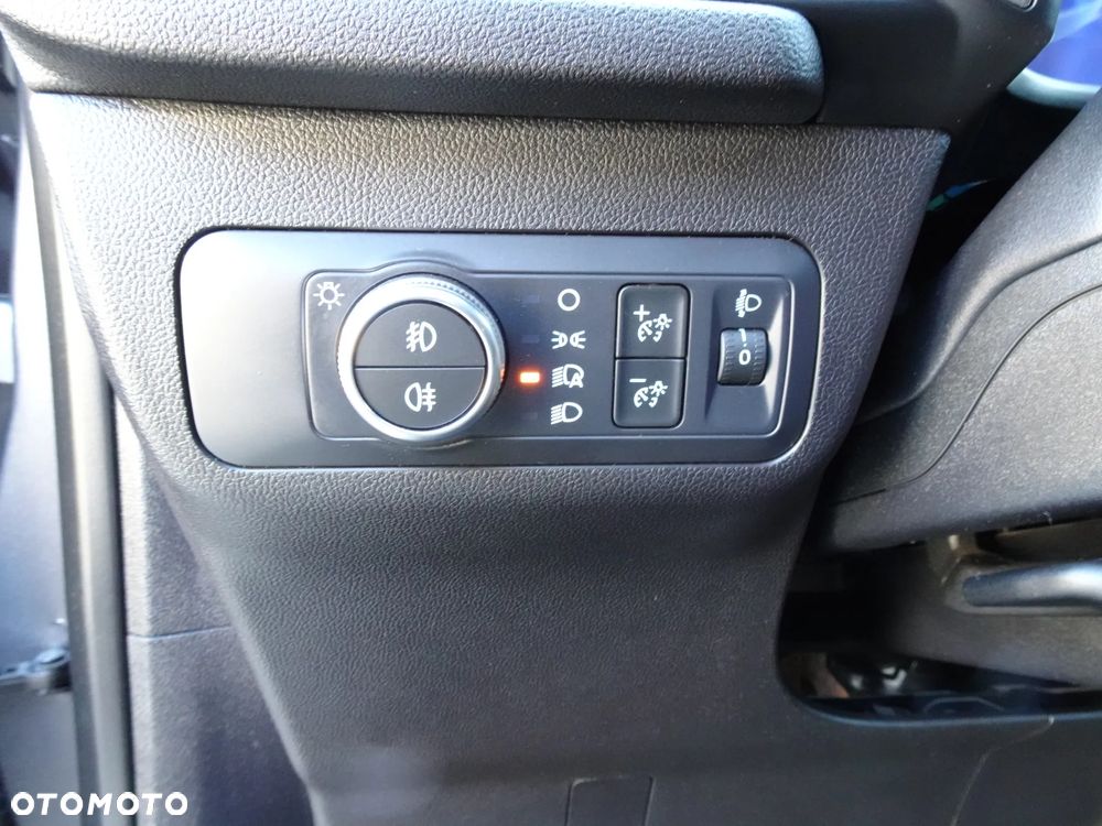 Ford Kuga 1.5 EcoBoost FWD Titanium - 38