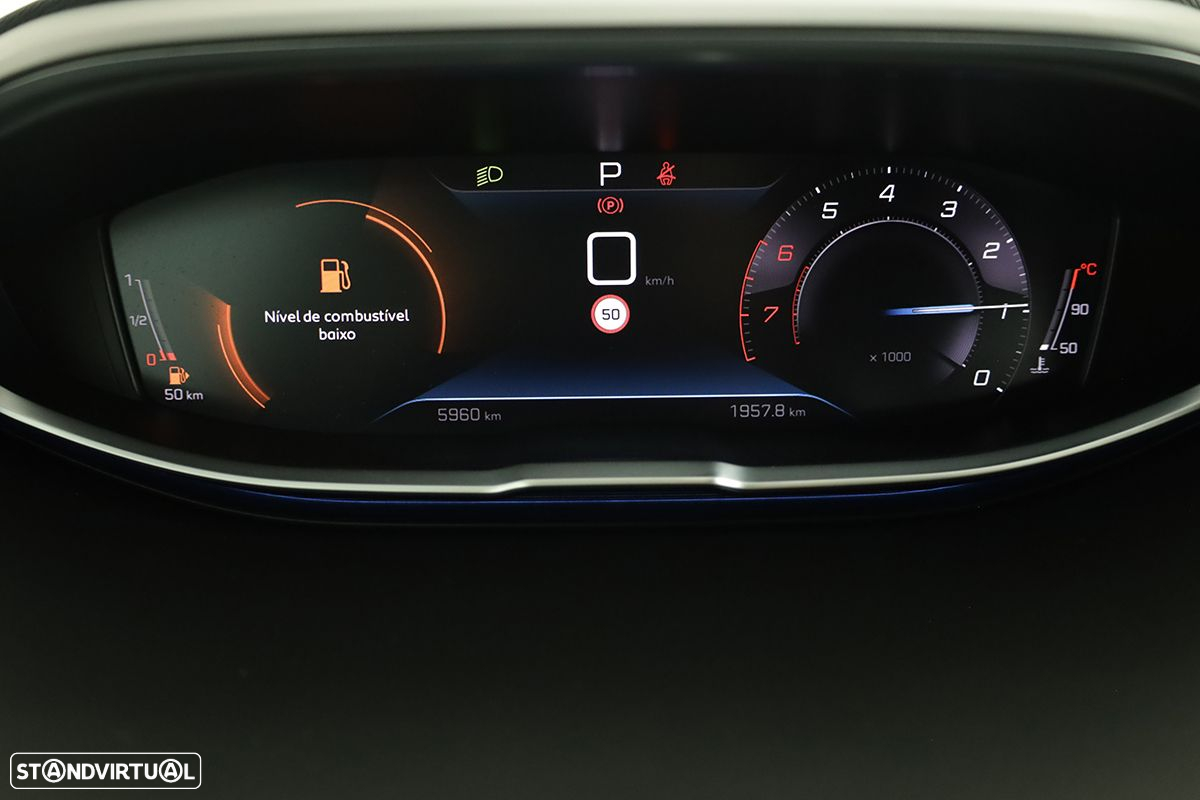 Peugeot 5008 1.2 PureTech Allure Pack EAT8 - 16