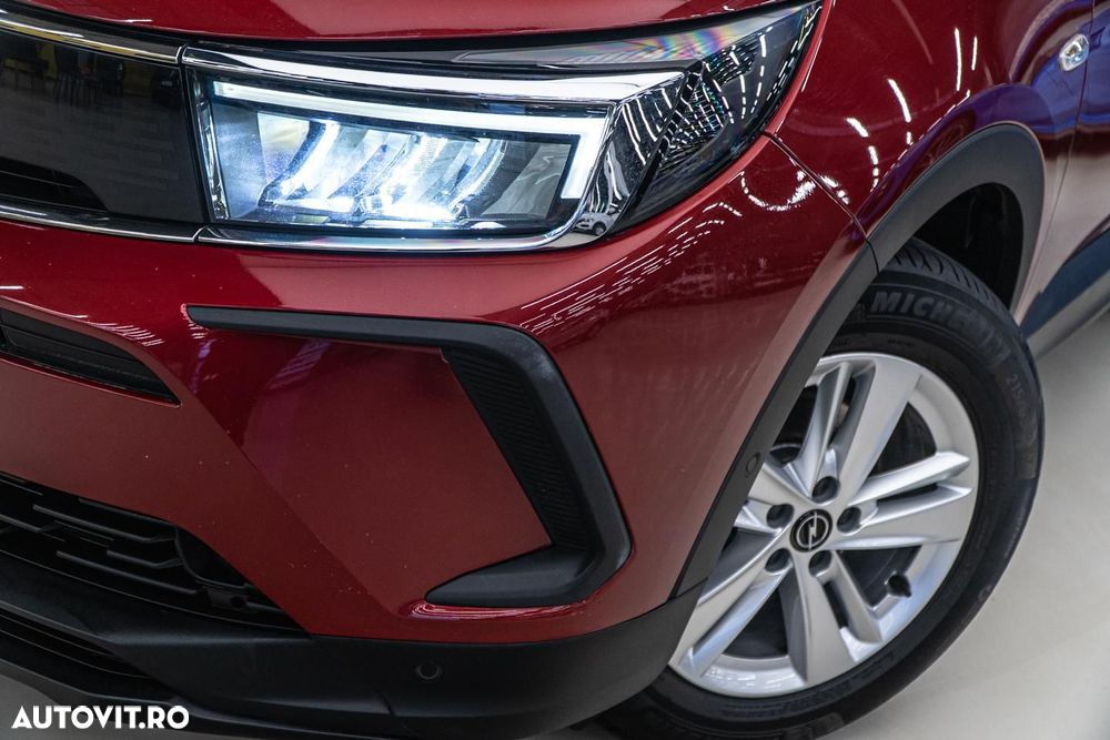 Opel Grandland X 1.2 Turbo START/STOP AT8 Business Edition - 35